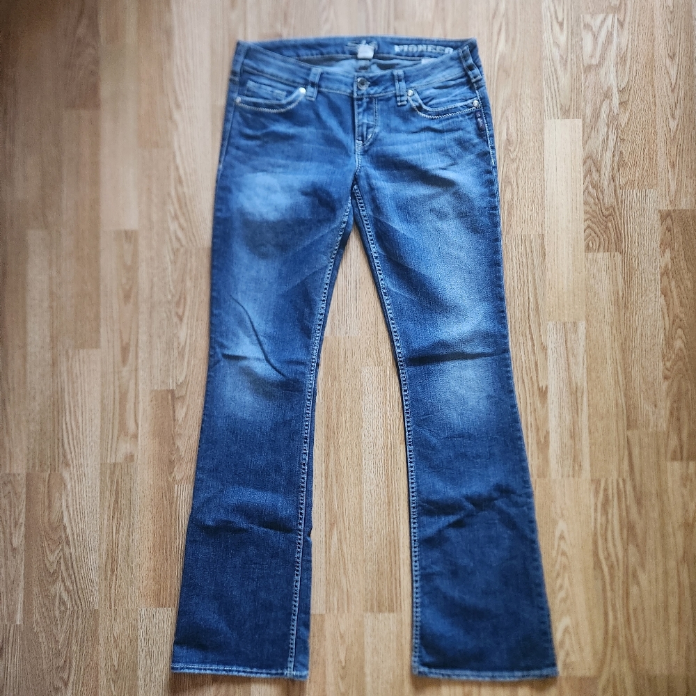 Silver Jeans Pioneer